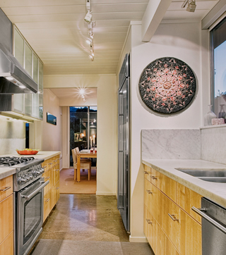  Lillian Sizemore's 'Diamond Heart' mandala, in her Lucas Valley Eichler kitchen.
