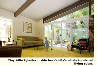 iglesias living room
